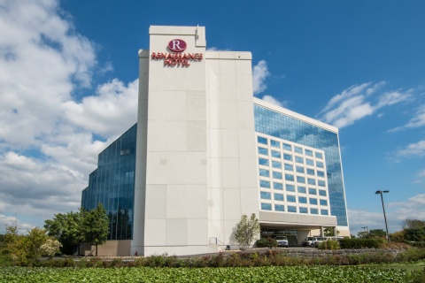 A-Delta-Hotel-by-Marriott-Hotel-Remodel-in-Philadelphia-Pennsylvania