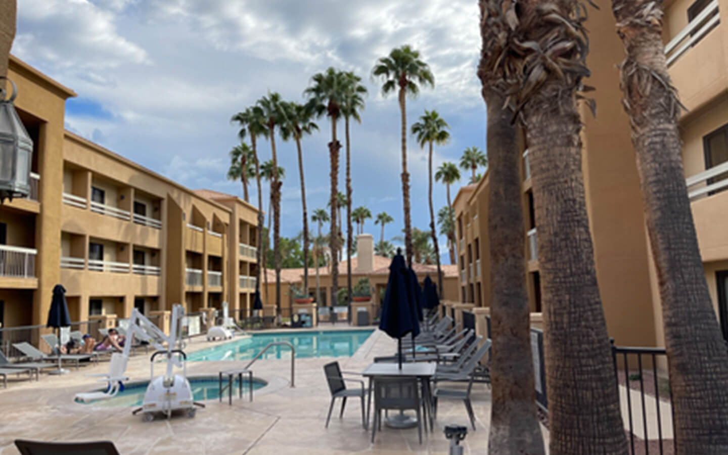 courtyard-by-marriott-hotel-renovation-in-palm-springs-california-before-view-d