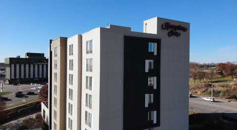 Exterior Hotel Renovation | Hampton Inn | Monroeville, PA | Amerail Systems
