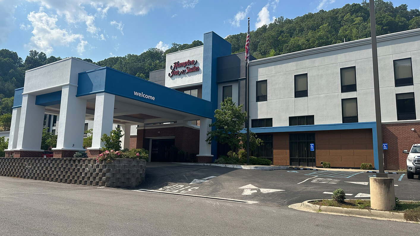 hampton-inn-by-hilton-hazard-after