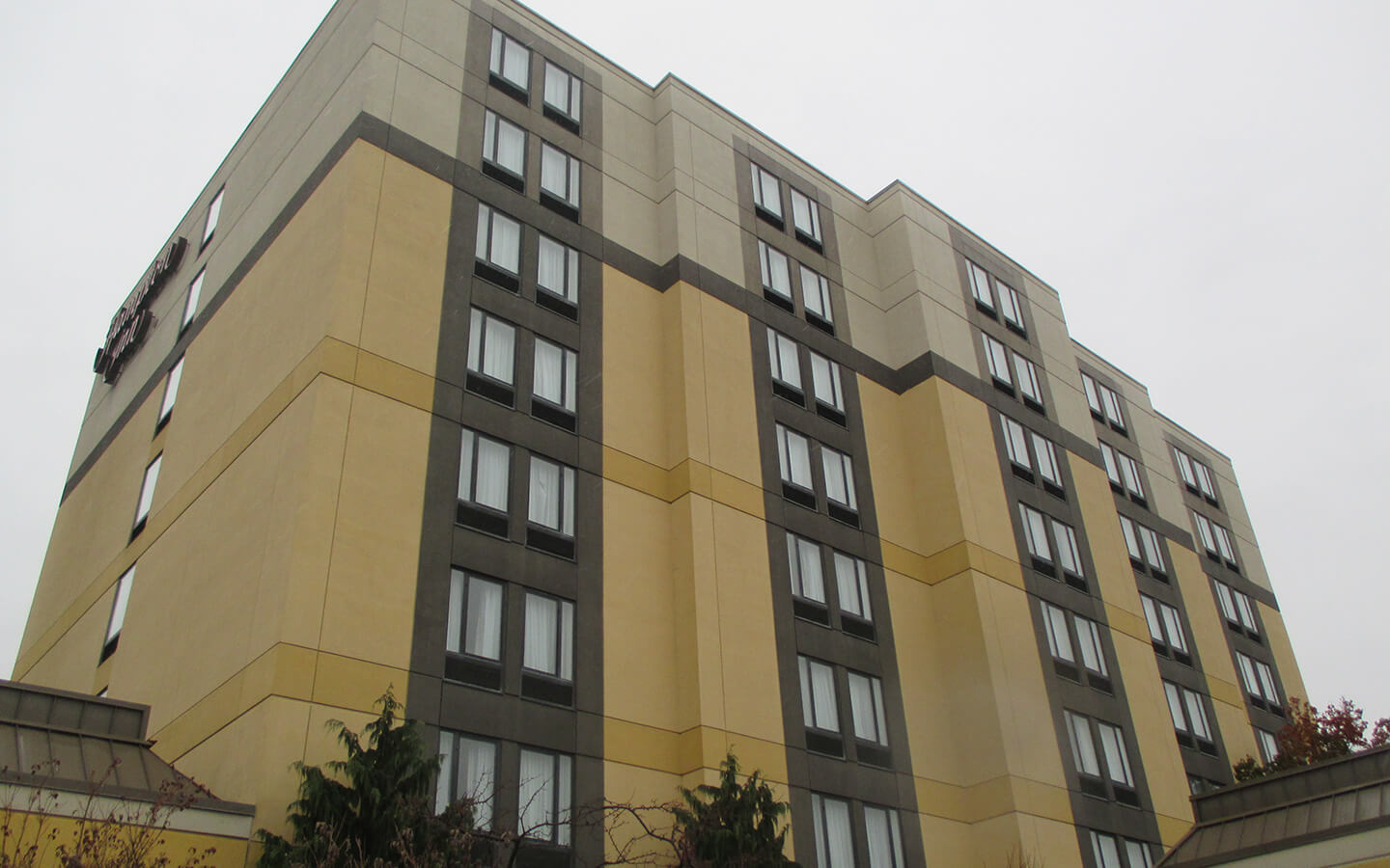 hampton-inn-by-hilton-pip-fulfillment-renovation-in-monroeville-pennsylvania-before-view-b