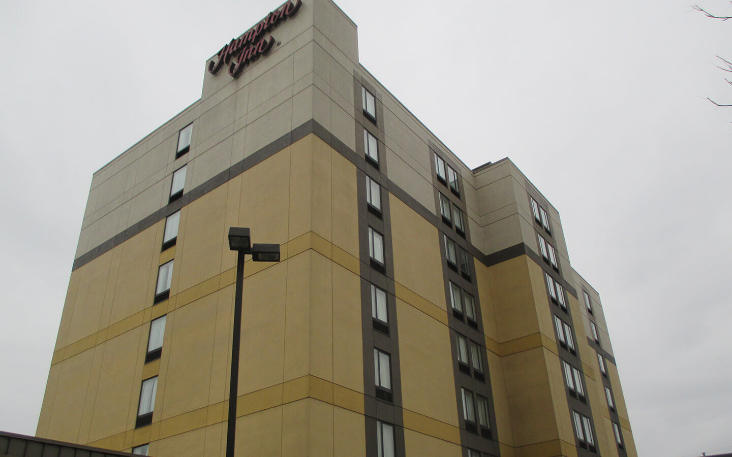hampton-inn-by-hilton-pip-fulfillment-renovation-in-monroeville-pennsylvania-before-view-c