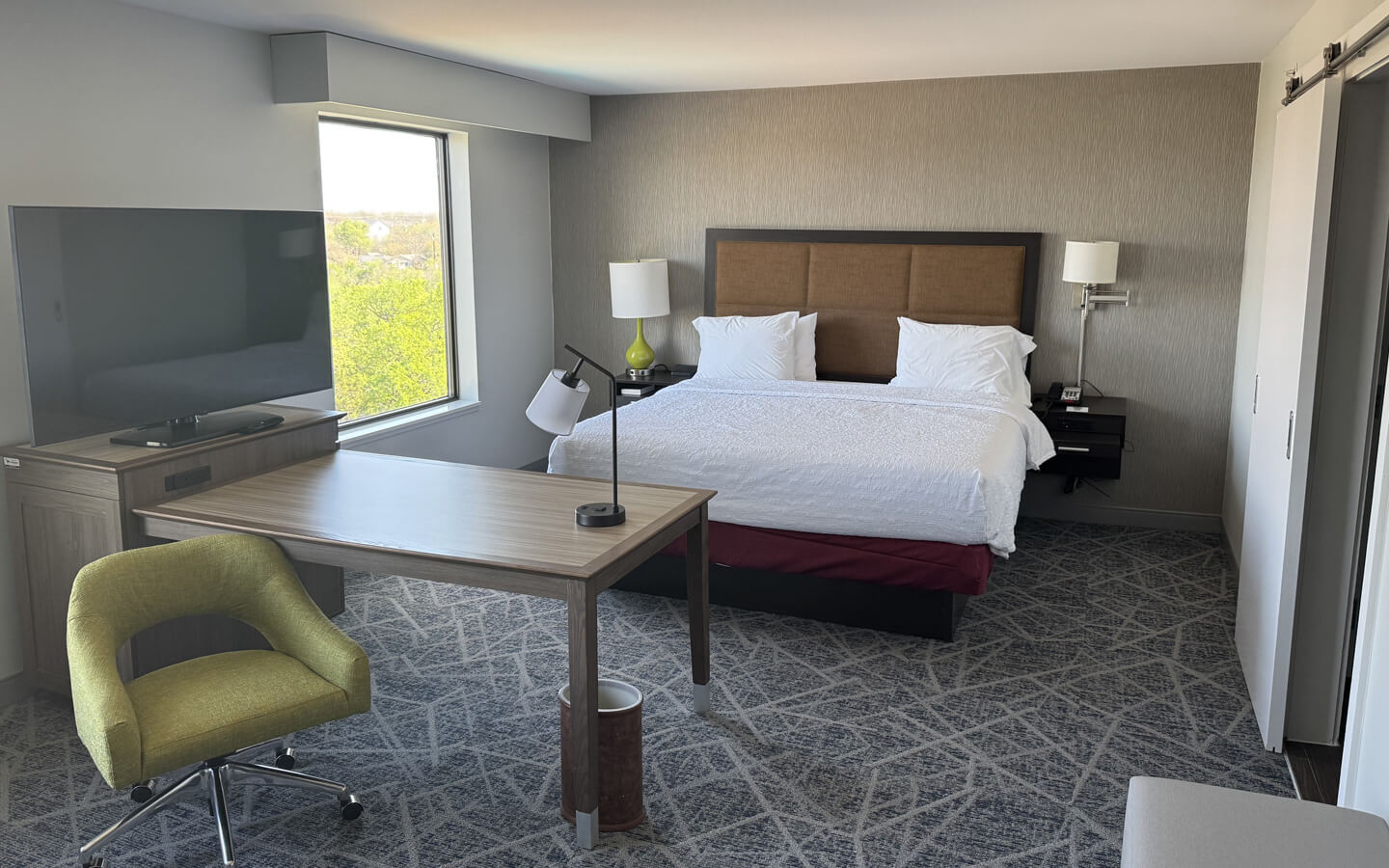 hampton-inn-hotel-remodel-pip-fulfillment-in-georgetown-after-view-e