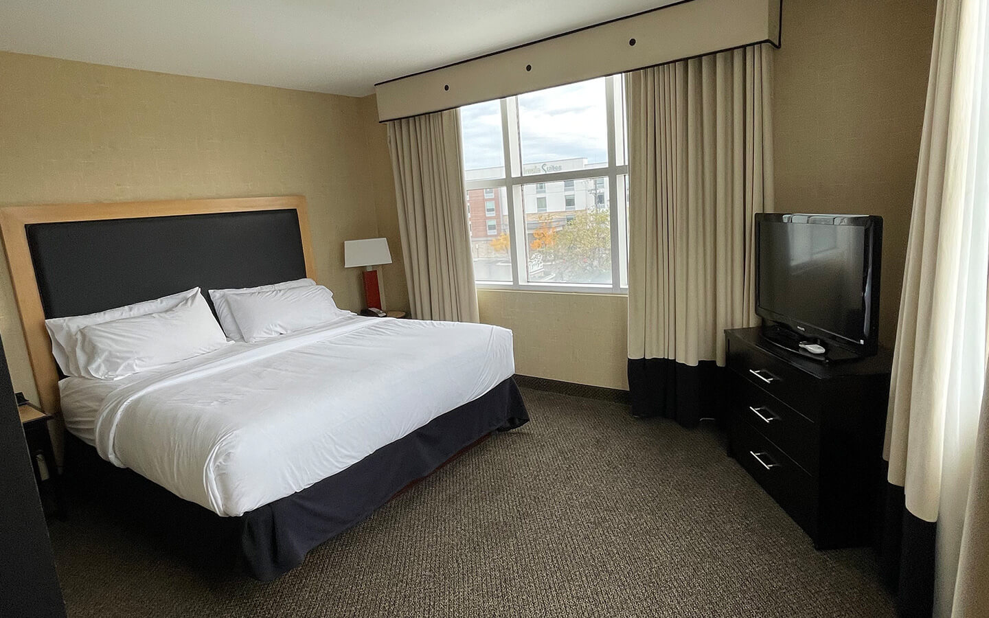 holiday-inn-boise-idaho-hotel-renovation-before-view-g