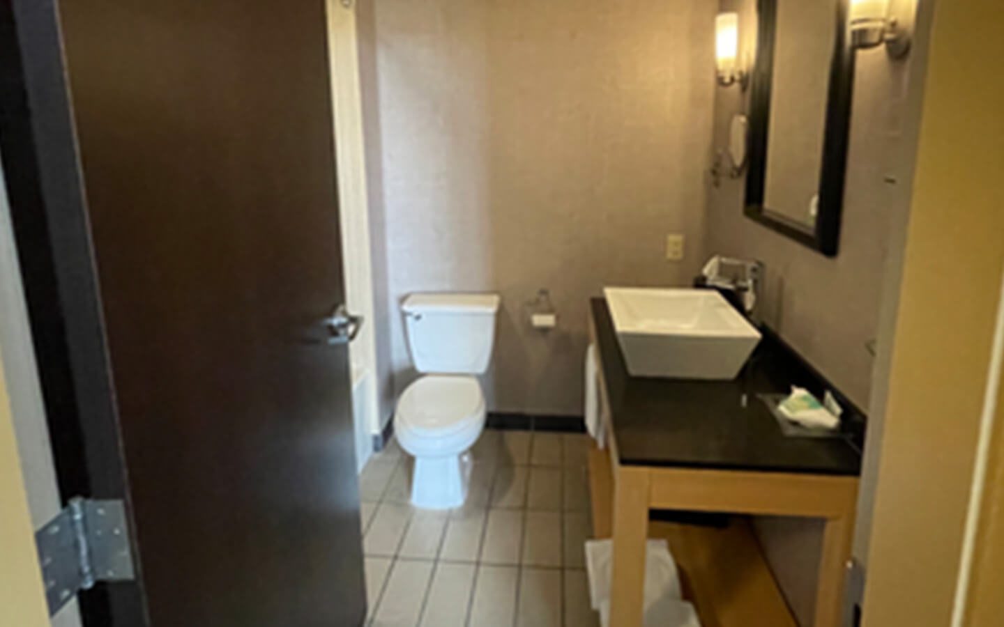 holiday-inn-boise-idaho-hotel-renovation-before-view-o