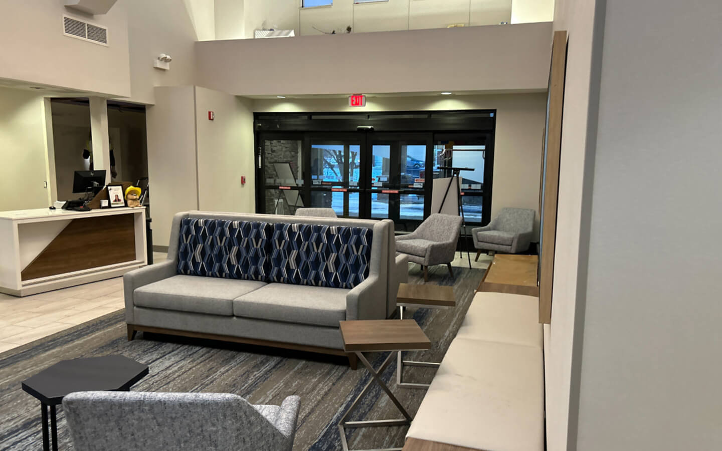 holiday-inn-express-hotel-renovation-in-gillette-wyoming-after-view-b