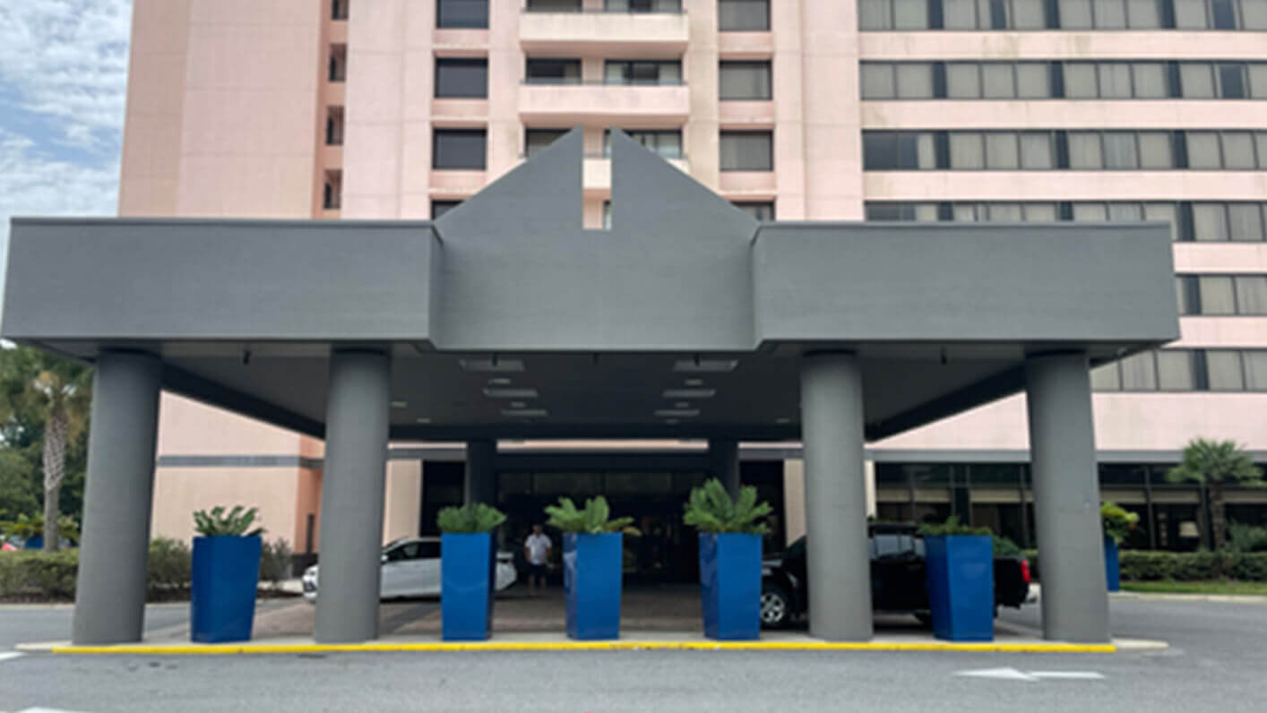 hotel remodeling companies florida