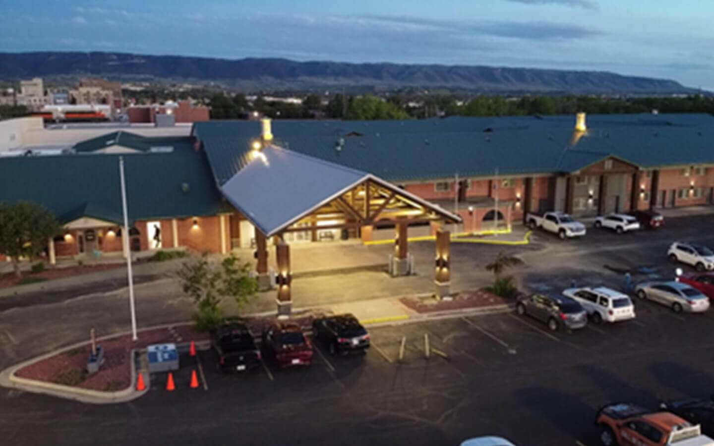 hotel renovation porte cochere wyoming