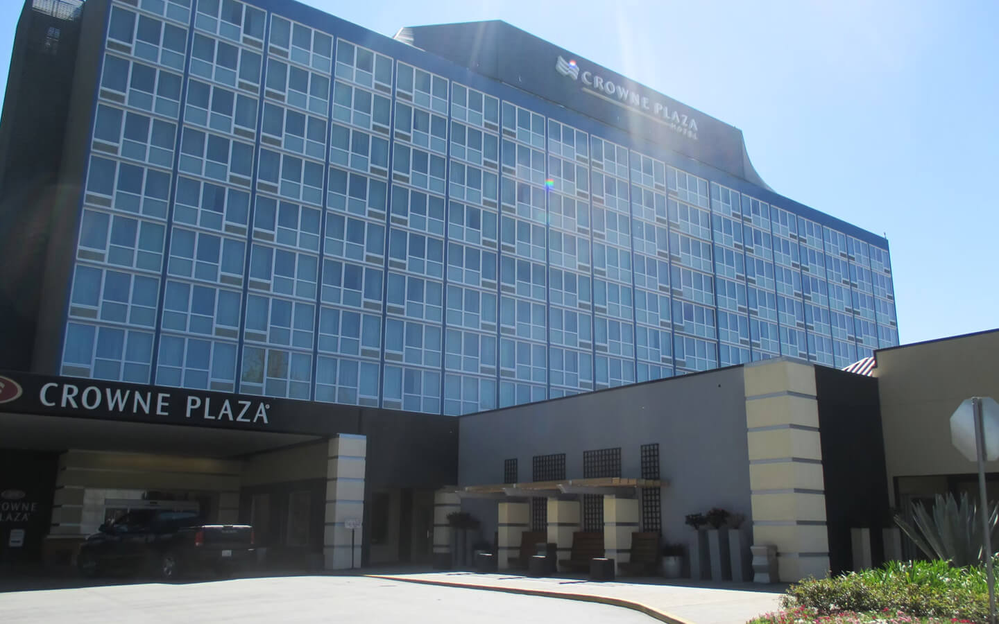 hotel window replacement burlingame california