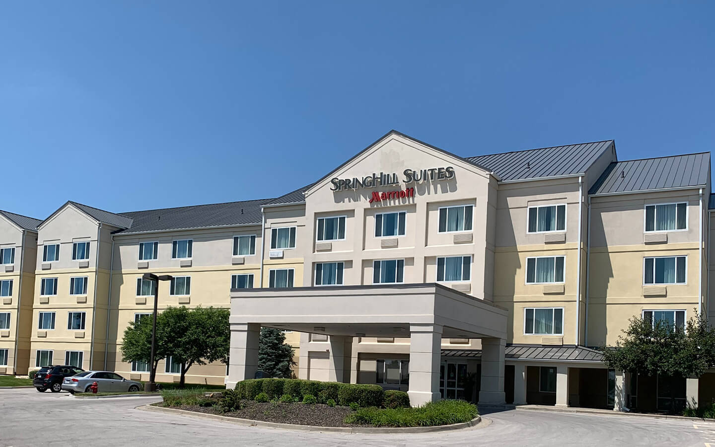 springhill-suites-hotel-remodel-pip-fulfillment-in-overland-park-kansas-before-view-a